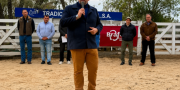 Facundo Méndez ratificó el compromiso de Santa Fe con la producción en la Fiesta Provincial del Ternero.