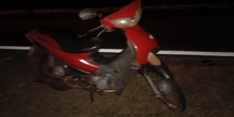 Villa Ocampo:Ruta 11: dos motociclistas resultaron heridos tras un choque y el otro vehículo escapó del lugar.