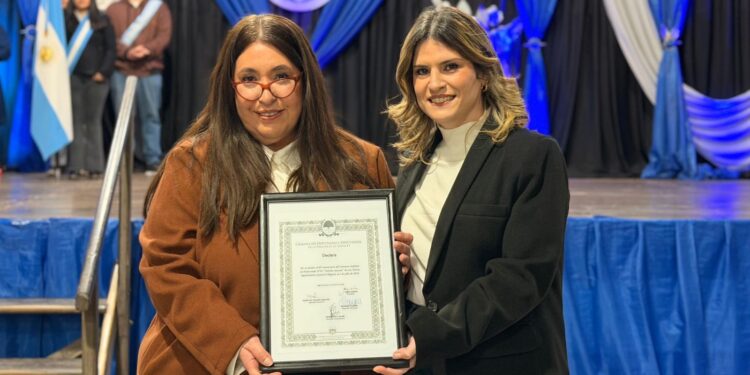 Mancini acompañó el acto por el 40° Aniversario del Instituto Superior N° 63 “Natalia Quessús”.