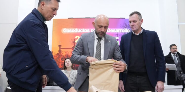 Cinco ofertas para proveer 25 estaciones reductoras de presión que impulsarán la segunda etapa de los Gasoductos para el Desarrollo.