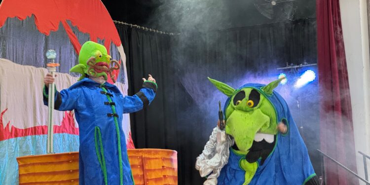 SE PRESENTÓ EN VILLA OCAMPO LA OBRA DE TEATRO “AGUA FANTASMA: LA INVASIÓN”.