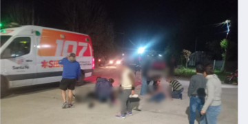 Cuatro personas resultaron heridas tras un choque entre dos motocicletas en Villa Guillermina.