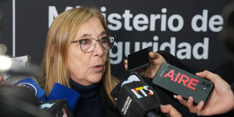 Provincia impulsa una nueva convocatoria para encontrar familia para una adolescente cuyo caso se viralizó en redes.