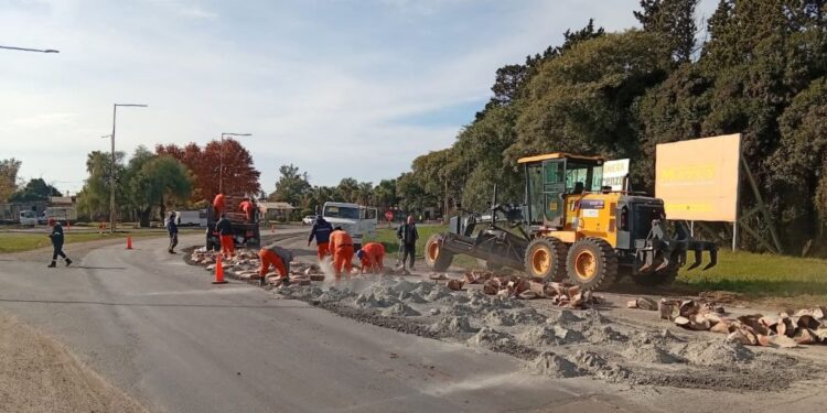 La gestión de Pullaro pone en marcha las reparaciones de rutas santafesinas en el norte provincial.