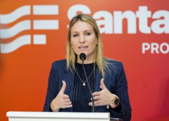 Coudannes: “Vamos a cuidar el salario de los trabajadores y también lo que corresponde a todos los santafesinos”.
