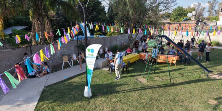 VILLA OCAMPO: SE REALIZÓ EL “ENCUENTRO MUSICAL MUNDIALISTA” EN PLAZA MOSCHEN.