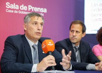 Santa Fe mejoró su calificación crediticia y se ubicó por encima del Gobierno Nacional.