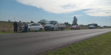 ARROYO CEIBAL: TRES VEHÍCULOS PROTAGONIZARON UN SINIESTRO VIAL SOBRE RUTA NACIONAL 11.