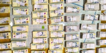 Encontró una mochila con casi $90 millones en una ruta de La Pampa y terminó detenido.