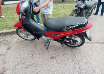 VILLA OCAMPO: DOS JÓVENES HOSPITALIZADOS TRAS EL CHOQUE DE DOS MOTOCICLETAS.