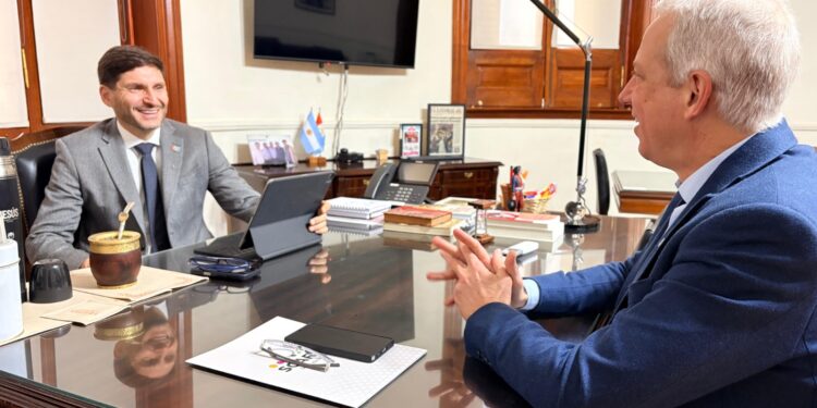 El desarrollo del norte, eje de la reunión entre Scarpin y Pullaro.