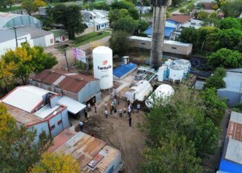 Florencia: el Gobierno de Pullaro avanza con la obra que llevará agua potable a más de 7.400 vecinos.