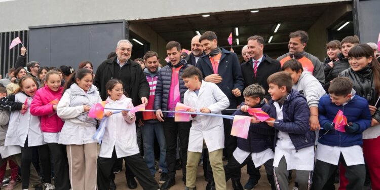 Pullaro: “La infraestructura deportiva que quedará de los los Juegos Suramericanos le darán impulso a la provincia de Santa Fe”.