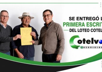 Villa Ocampo: COTELVO entregó la primera escritura de su loteo.