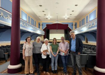 Mancini se reunió con la Comisión del Teatro Español.