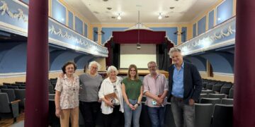 Mancini se reunió con la Comisión del Teatro Español.