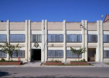 LA MUNICIPALIDAD DE VILLA OCAMPO REALIZARÁ UNA OFERTA PÚBLICA DE MAQUINARIAS EN DESUSO.