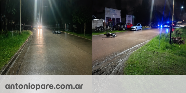 Villa Ocampo: un motociclista fue trasladado al hospital tras chocar con una camioneta.