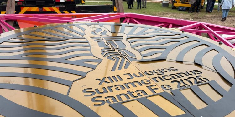 En Rafaela comenzó a montarse el Portal Suramericano, símbolo de sede oficial de los Juegos Santa Fe 2026.