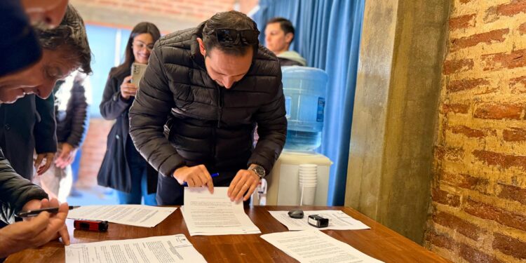 VILLA OCAMPO FORTALECE EL ACOMPAÑAMIENTO AL SECTOR APÍCOLA CON UN NUEVO CONVENIO.