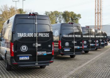 Santa Fe incorporó más vehículos 0 km para reforzar los traslados del Servicio Penitenciario.