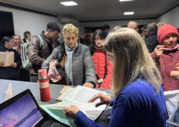Nuevo operativo de Ley Pierri brindó asesoramiento y acompañamiento a vecinos de Villa Ocampo.