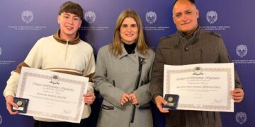Por iniciativa de Mancini, dos referentes del norte santafesino fueron reconocidos por su compromiso con el deporte.