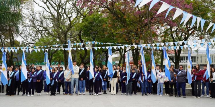 Villa Ocampo conmemoró el 17 de Agosto con un acto en homenaje al General José de San Martín.