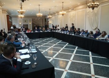 La Región Centro alineó en Rosario una agenda productiva para ganar competitividad y exportaciones.