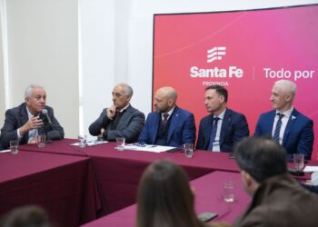 Santa Fe y la región chilena del Biobío fortalecen una agenda estratégica para el desarrollo portuario.