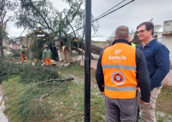La Provincia asiste a las localidades de Las Rosas y San Genaro tras el temporal.