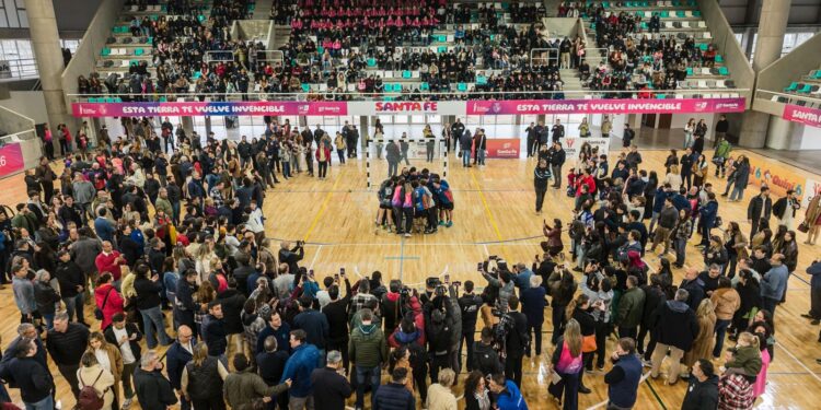 Juegos Suramericanos 2026: Pullaro inauguró el Invencible Santa Fe en la capital provincial.