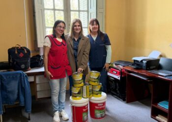 Mancini recorrió Villa Guillermina y acompañó el trabajo de sus instituciones.
