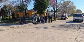 LAS TOSCAS: MOTOCICLISTA RESULTÓ LESIONADO TRAS EMBESTIR A UN PERRO.