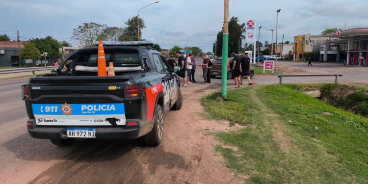 LAS TOSCAS: ACCIDENTE DE TRÁNSITO DEJÓ A UN MOTOCICLISTA TRASLADADO AL HOSPITAL.