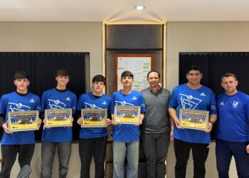 JÓVENES DE LA REGIÓN CAMPEONES NACIONALES SUB 14 FUERON RECONOCIDOS EN EL PALACIO MUNICIPAL.