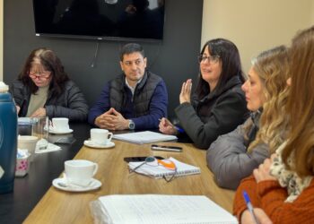 VILLA OCAMPO: SE COORDINAN ACCIONES DE CARA A LA SEMANA DEL ESTUDIANTE.