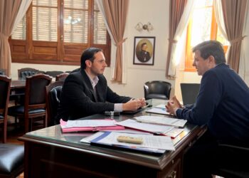 GESTIONES EN SANTA FE PARA CONTINUAR IMPULSANDO PROYECTOS PARA VILLA OCAMPO.