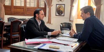 GESTIONES EN SANTA FE PARA CONTINUAR IMPULSANDO PROYECTOS PARA VILLA OCAMPO.