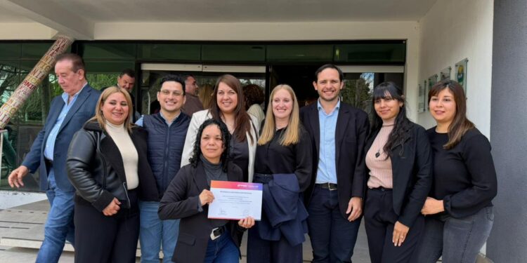 VILLA OCAMPO RUBRICÓ UN CONVENIO PARA FORTALECER EL TRABAJO DEL CAF “JUAN PABLO II”.