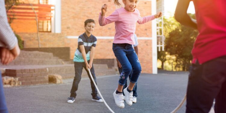 VILLA OCAMPO: PRESENTACIÓN DE UN PROYECTO DE INVESTIGACIÓN SOBRE ACTIVIDAD FÍSICA Y DEPORTES EN NIÑOS, NIÑAS Y ADOLESCENTES.