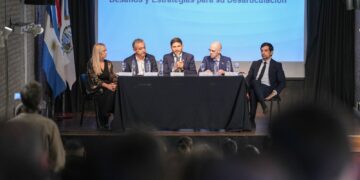 Pullaro: “El desafío que tenemos hoy es ir por los abogados y contadores que son parte de estas organizaciones criminales”.