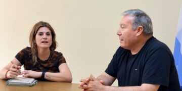 Mancini visitó la Escuela 557 y se reunió con el presidente comunal de Las Garzas .