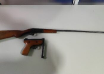 Villa Ocampo: secuestraron una escopeta y una pistola de aire comprimido de dudosa procedencia.