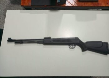 VILLA OCAMPO: RECUPERARON UN RIFLE ROBADO QUE HABÍA SIDO VENDIDO POR $50.000.