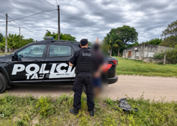 VILLA OCAMPO: UN HOMBRE FUE APREHENDIDO TRAS INTENTAR ESCAPAR DE LA POLICÍA Y DESCARTAR DOS ENVOLTORIOS CON UNA SUSTANCIA SOSPECHOSA.