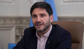 SANTA FE: LA IMAGEN POSITIVA DE MAXIMILIANO PULLARO CRECIÓ EN OCTUBRE Y ALCANZÓ EL 52,5 %.