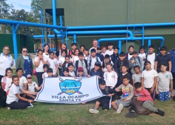 VILLA OCAMPO: ALUMNOS DE LA ESCUELA N.º 470 VISITARON LA PLANTA DE AGUA POTABLE DE COTELVO.