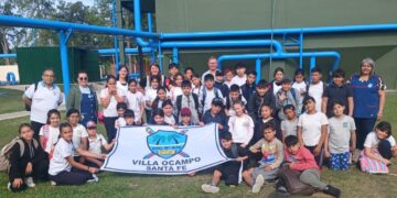 VILLA OCAMPO: ALUMNOS DE LA ESCUELA N.º 470 VISITARON LA PLANTA DE AGUA POTABLE DE COTELVO.