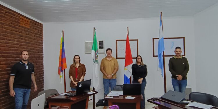 Parte de Prensa Concejo Municipal de Villa Ocampo  Sesión ordinaria 30/09/26) .